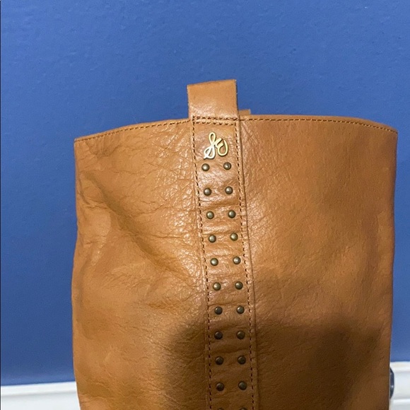 Brown leather boot - Picture 5 of 6